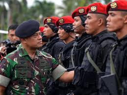 Jenerál Gatot Normantyo, Komandante Jerál Forsa Nasionál Indonesia. Foto, internet.